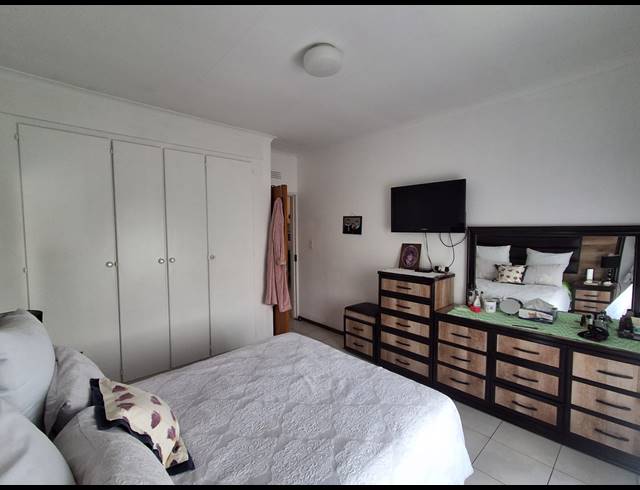 1 BEDROOM APARTMENT FOR SALE IN SUNAIR PARK